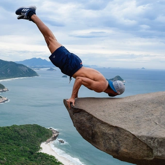 Trilha para a Pedra do Telégrafo
